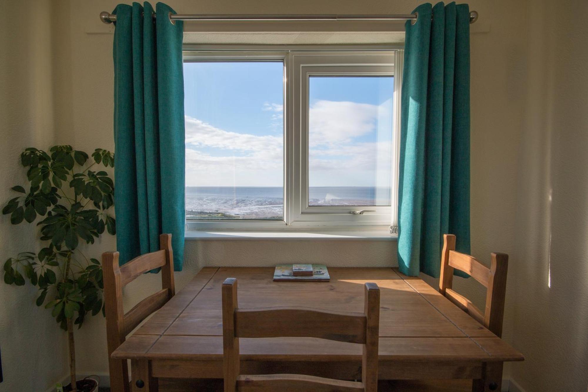 Апартаменты Half Moon Bay Хейшем Экстерьер фото